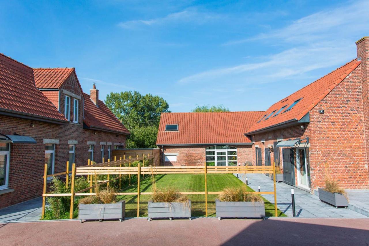 Gites De La Vesee La Chapelle d'Armentieres Bagian luar foto